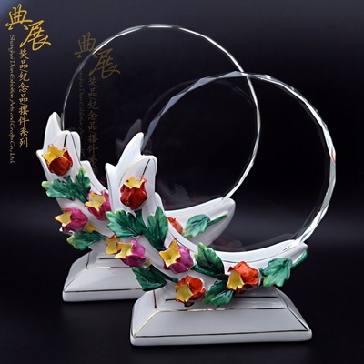 匠心馈赠，情谊长存——临汾退休欢送会与宁波颁奖典礼的礼赠艺术